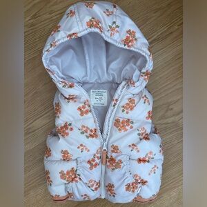 Zara BabyGirl Hooded Baby Puffer Vest Floral 6-9 months